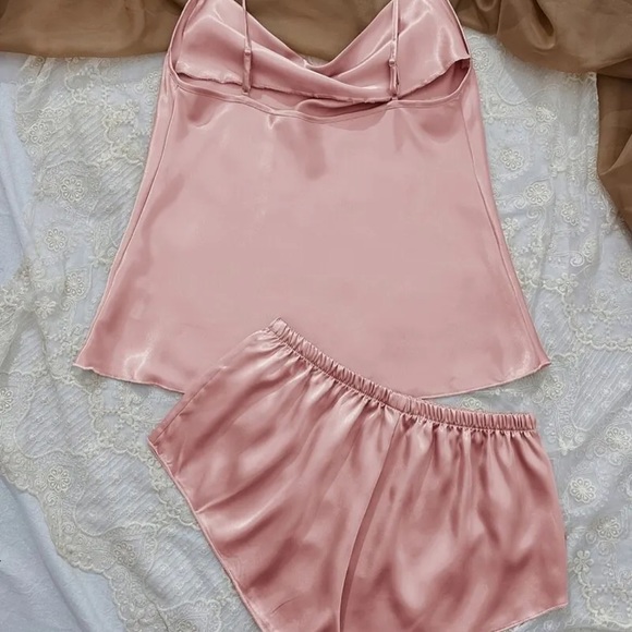 🌟✨Women’s pajamas✨🌟 - Picture 2 of 5